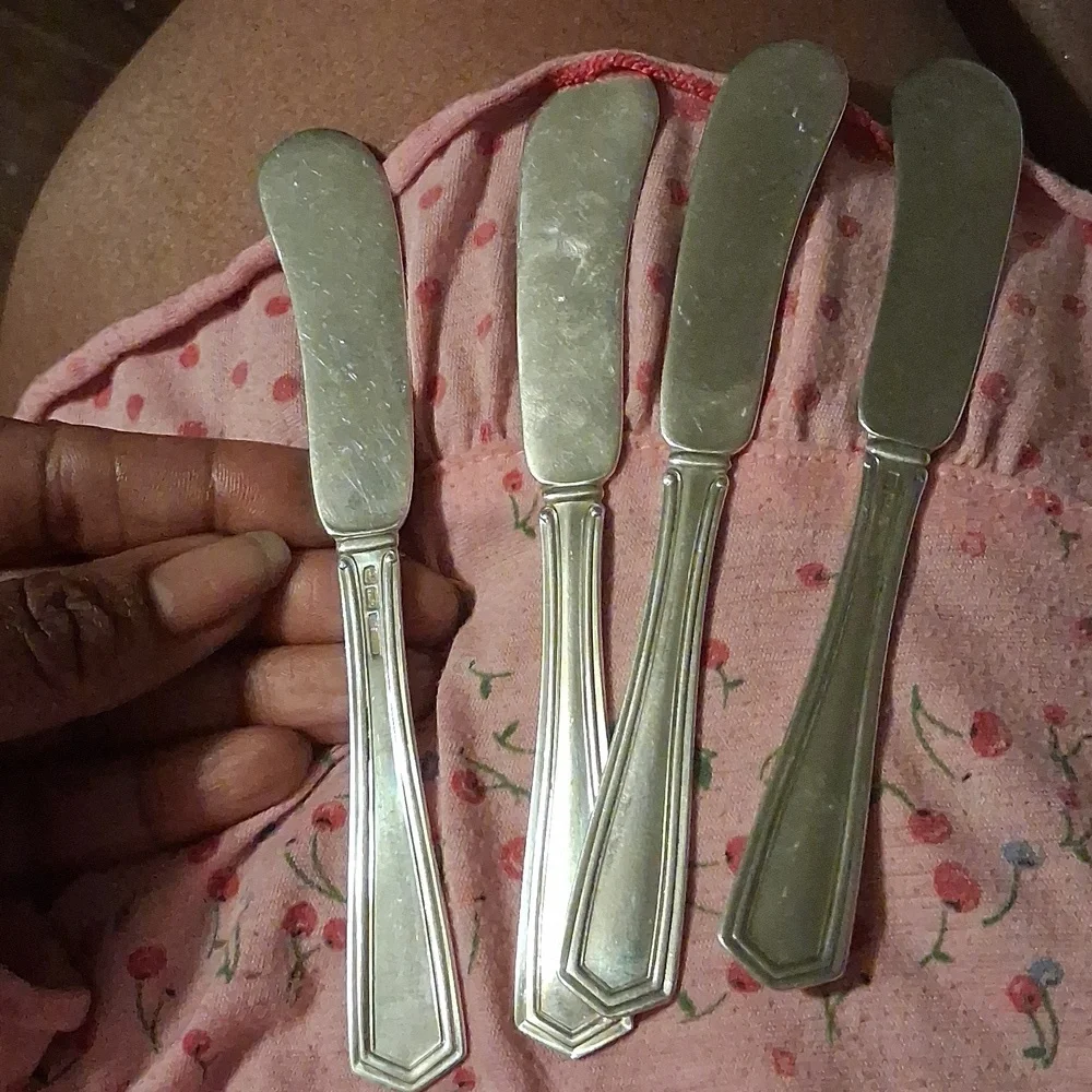 Sterling Pat Silver Butter Knives X4 Brandon by International Sterling Silver